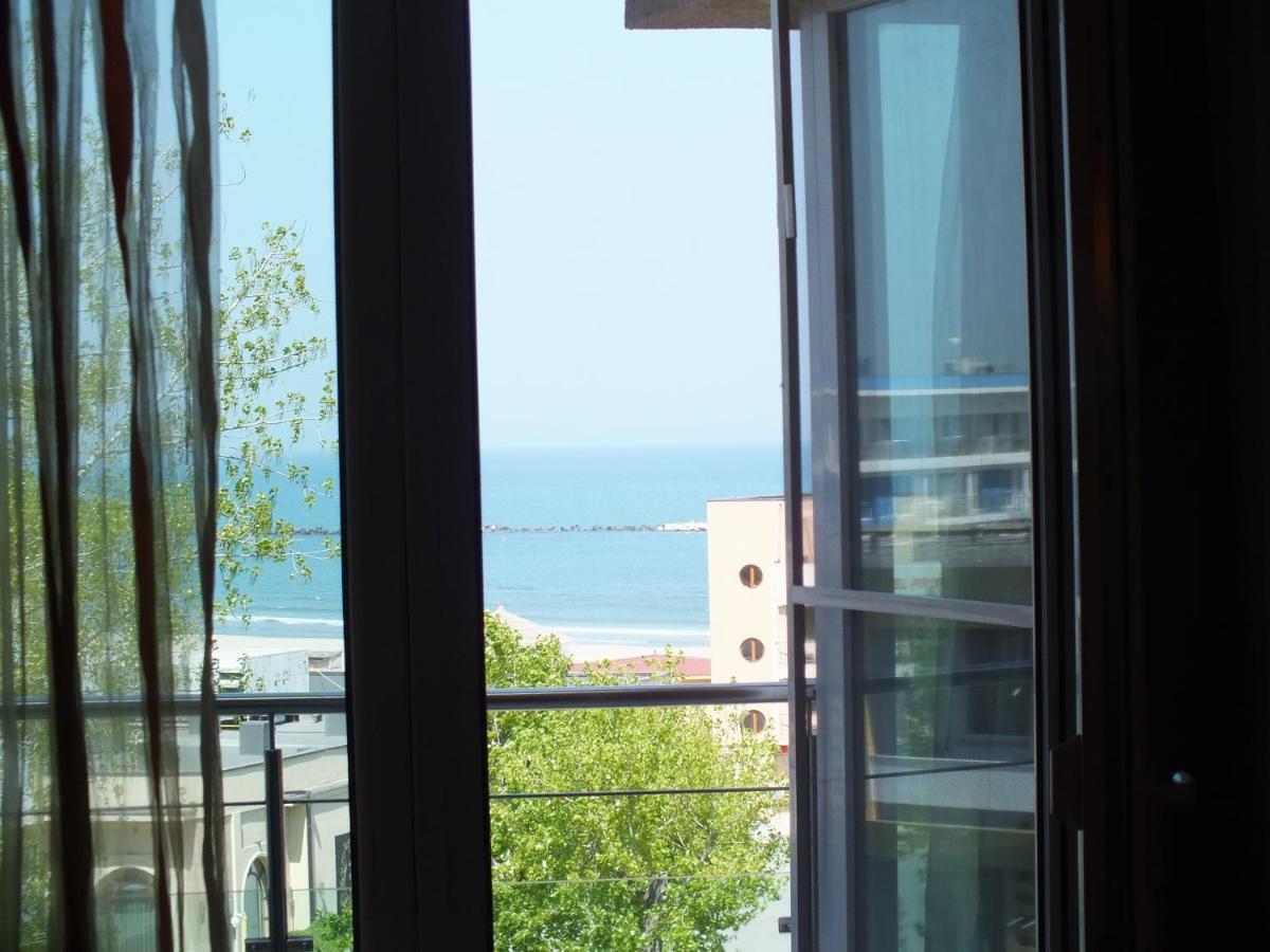 Apartamento Seaside Piano Bar Apartament Mamaia Exterior foto